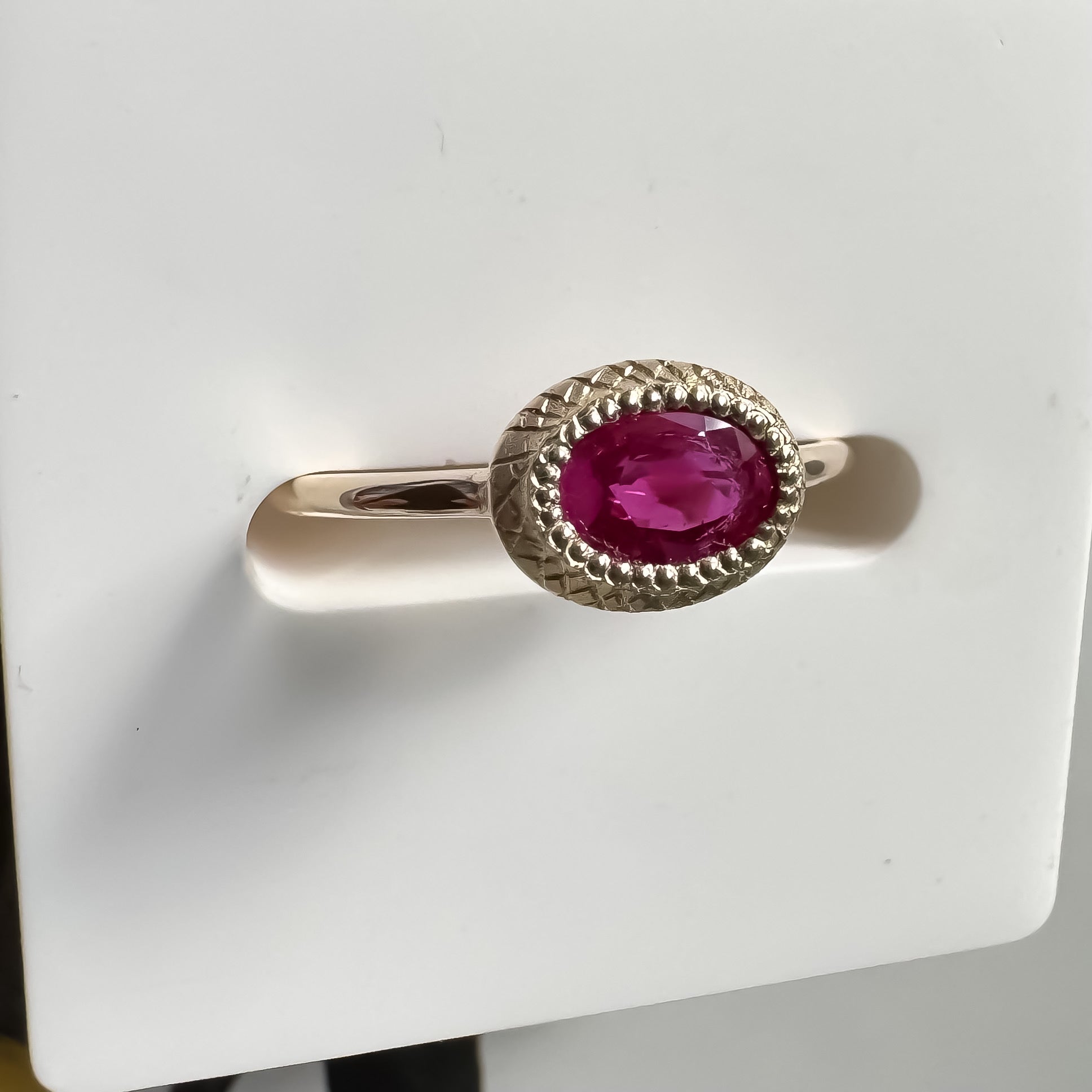 《ルビー|Ruby》ピンクの花・天然石リング