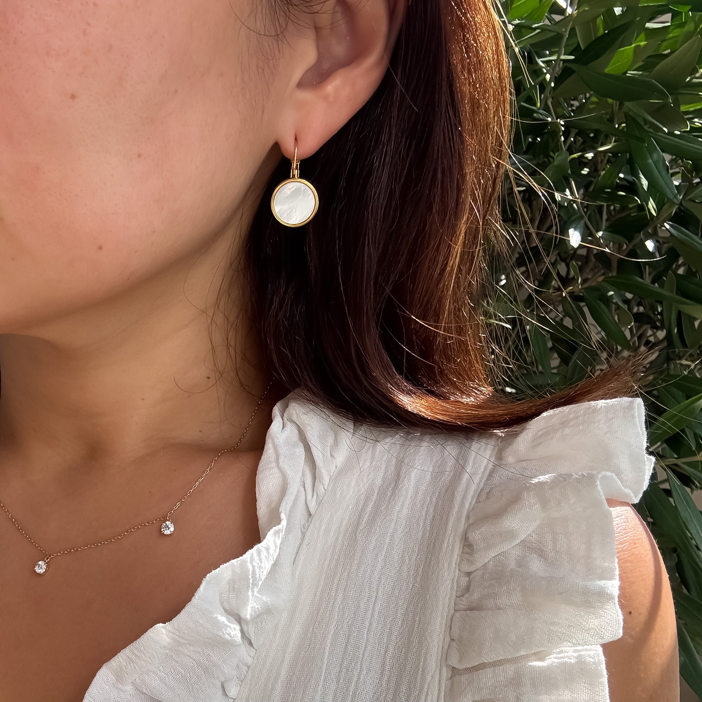 《ホワイトシェル|White Shell》ゴールドピアス/天然石フレンチフックピアス大/Anuenue✴︎jewelry.