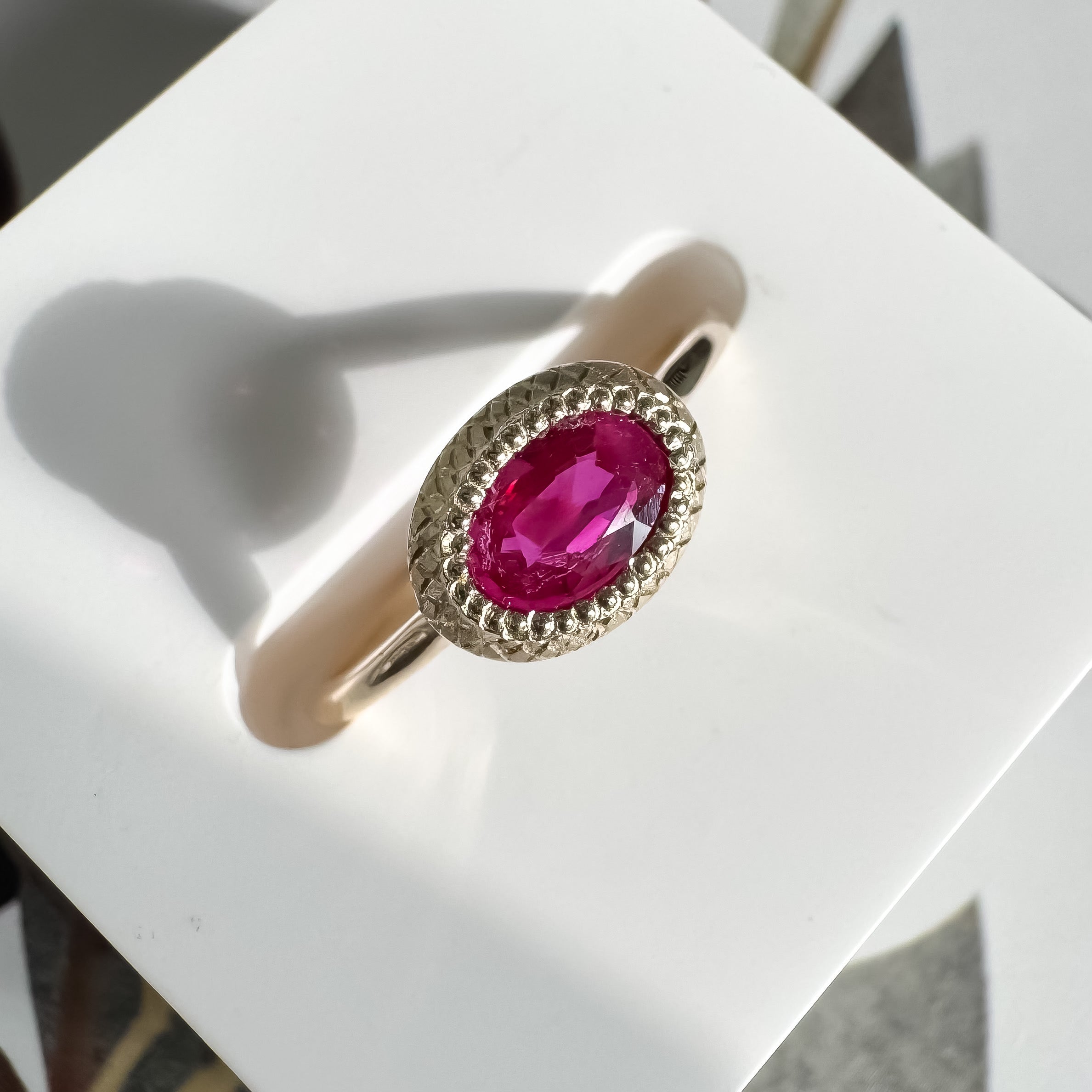 《ルビー|Ruby》ピンクの花・天然石リング
