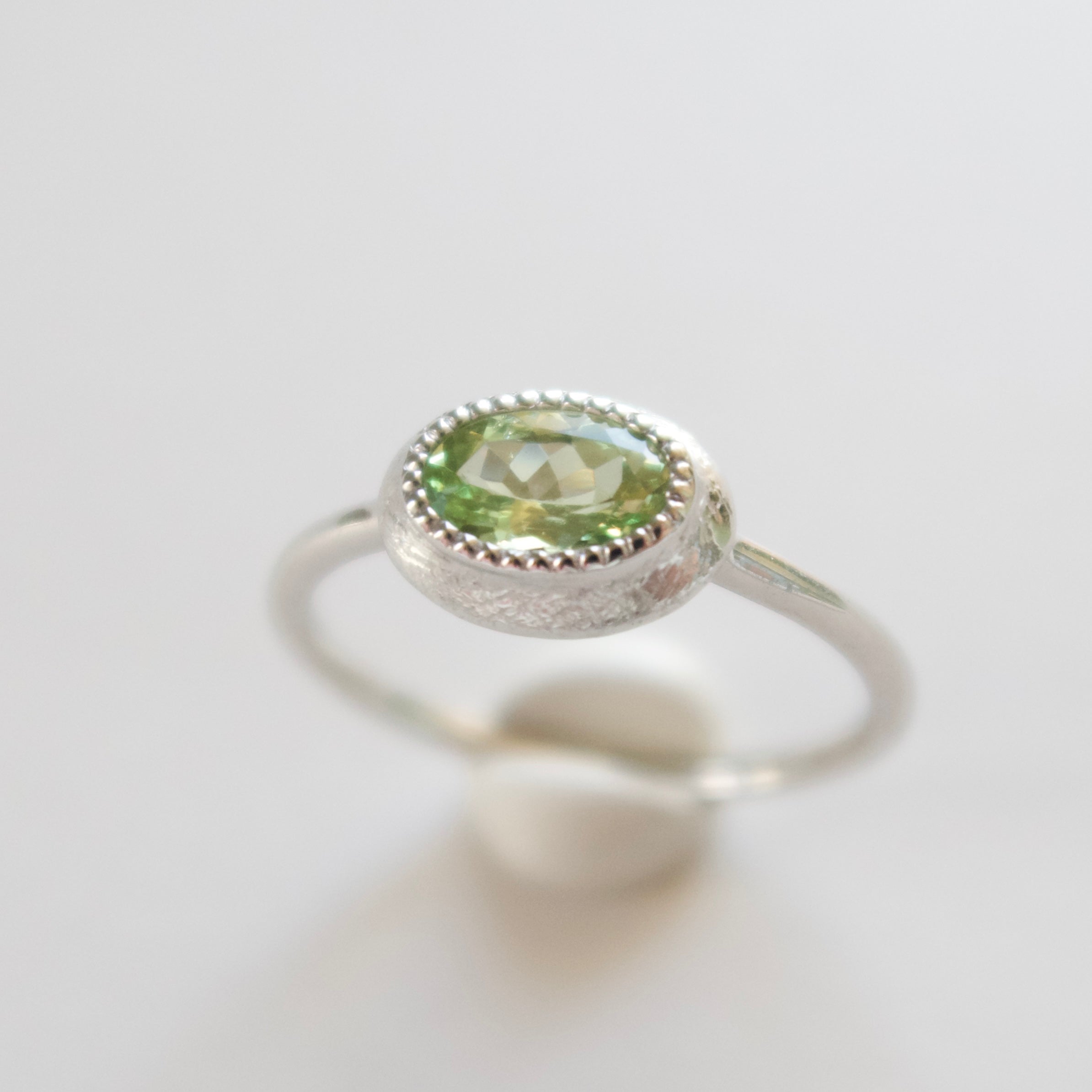 《ミントガーネット｜Mint Garnet》カラーチェンジガーネット／天然石リング✴︎silver925