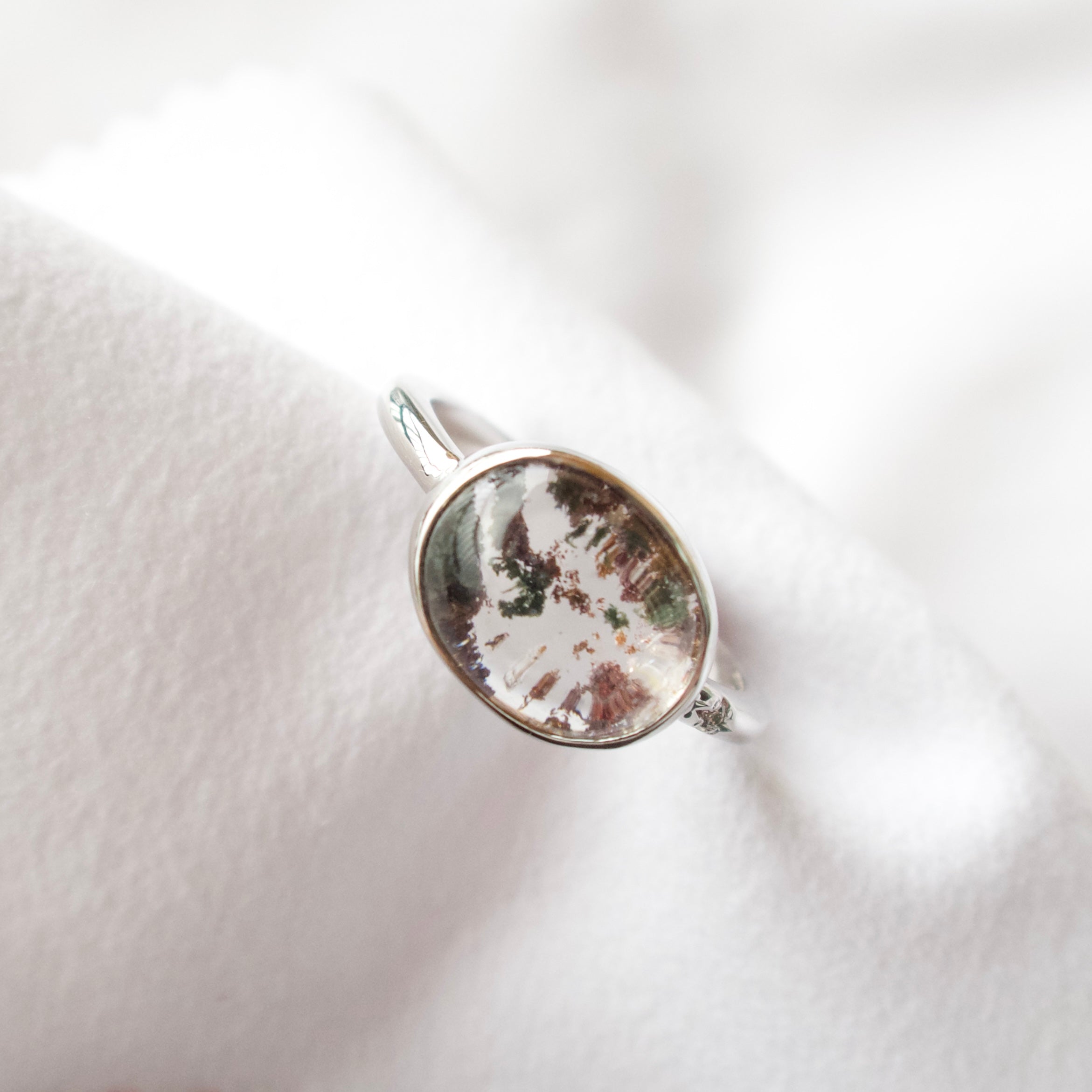 《ガーデンクォーツ｜Garden Quartz》小さな庭園・天然石ダイヤモンドリング