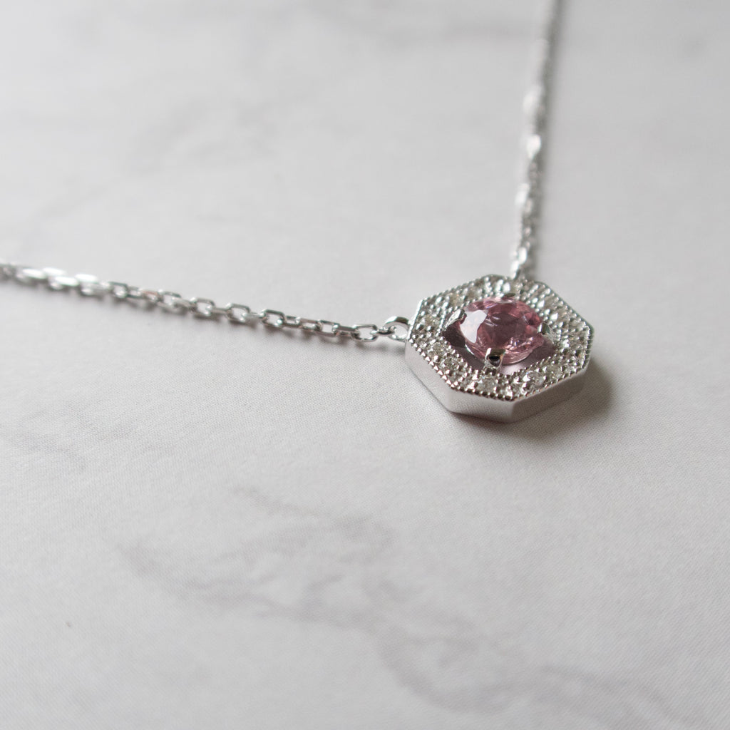 《ピンクスピネル｜Pink Spinel》 ブロッサムピンク・天然石ネックレス