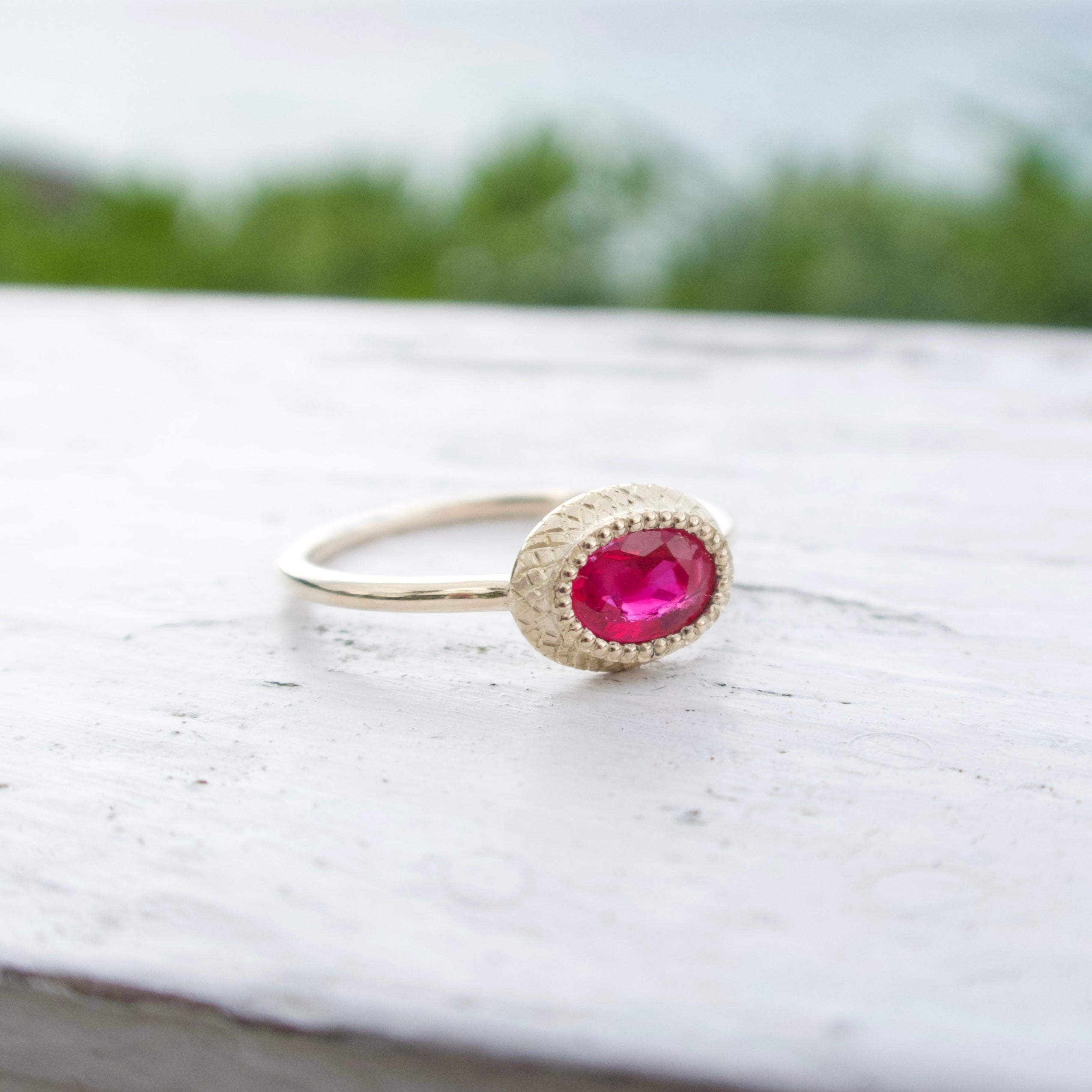 《ルビー｜Ruby》ピンクの花・天然石リング