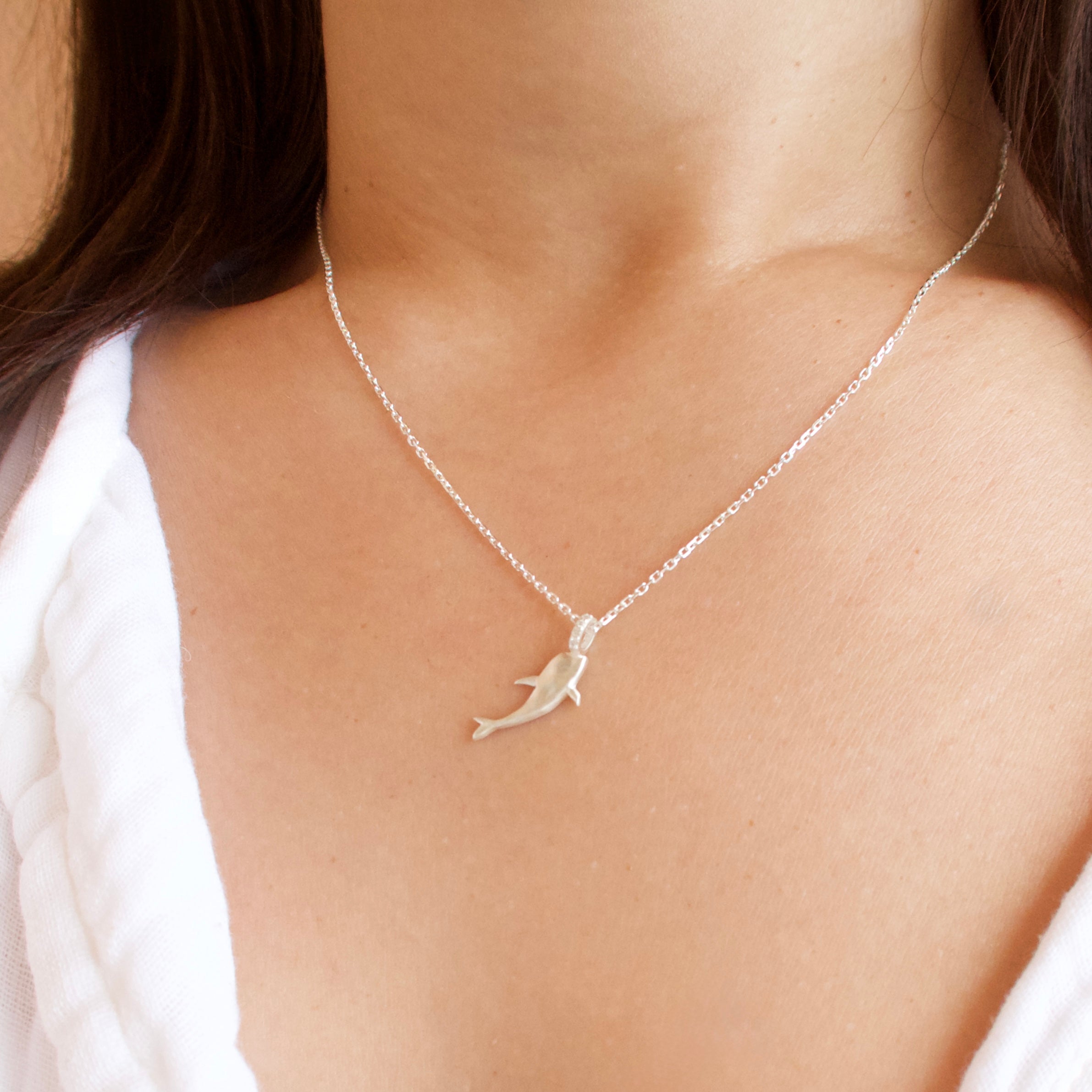《イルカ／クジラ｜Dolphin ＆Whale》  Silver925  ダイヤモンドネックレストップ