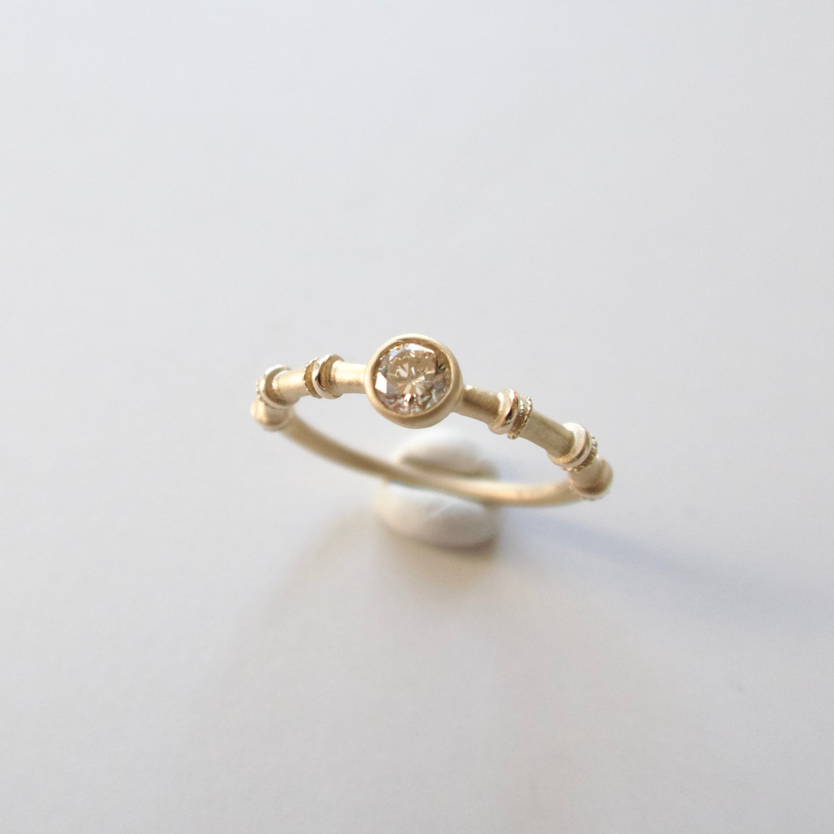 《ブラウンダイヤモンド｜Brown Diamond》天然石アートリング