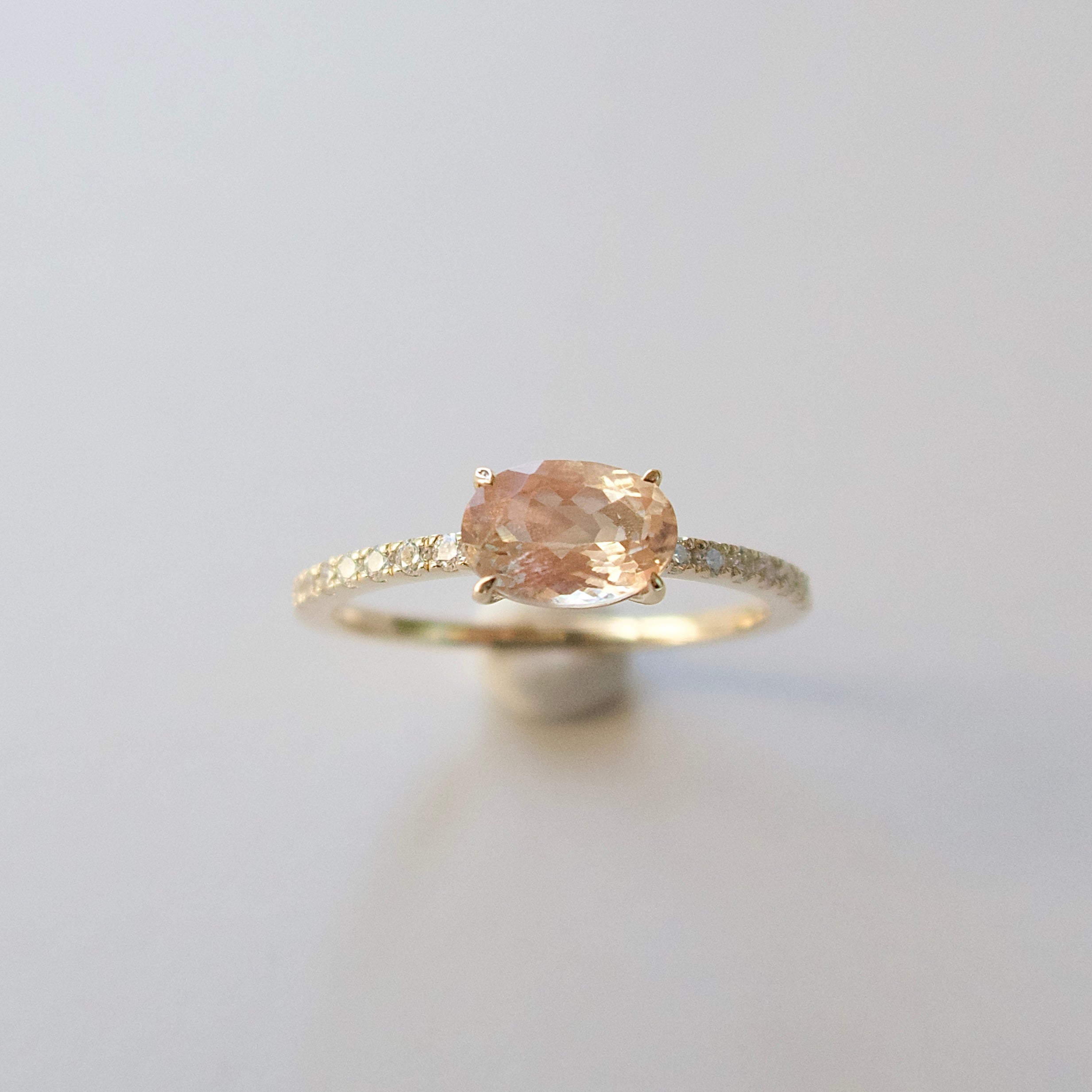 《オレゴンサンストーン｜Oregon Sunstone》天然石ハーフエタニティリング